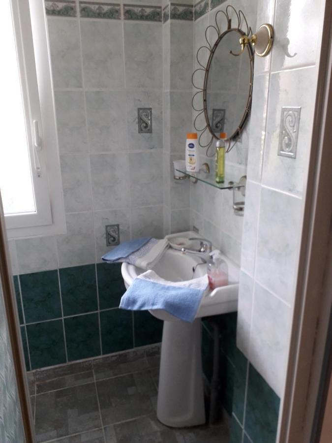 Bed and Breakfast Le Jardin Fleuri Saint-Nazaire  Exterior foto