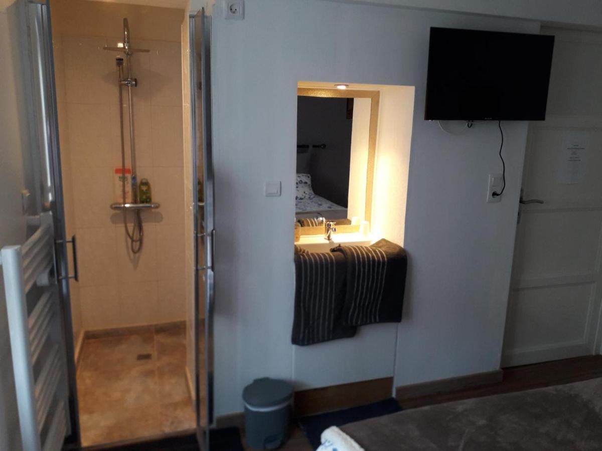 Bed and Breakfast Le Jardin Fleuri Saint-Nazaire  Exterior foto